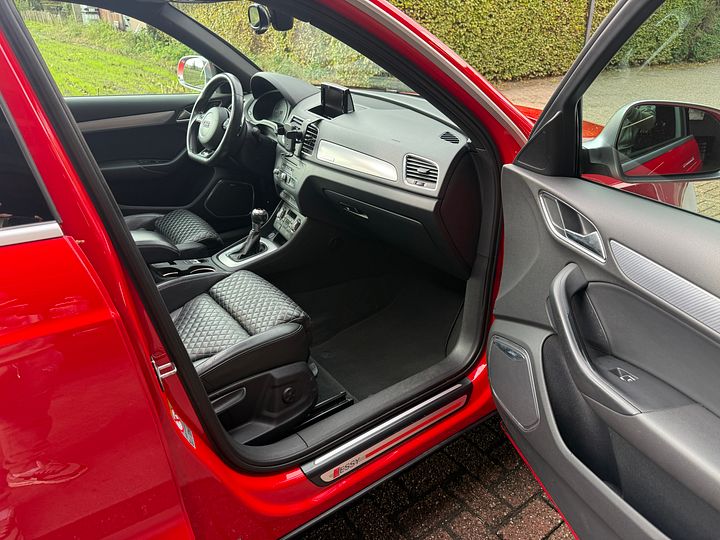 Audi RSQ3 RS Q3 panorama Bose camera keyless stoel verwarming leer Performance Pro + Quattro trekhaak  – Foto 17