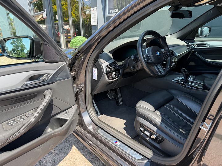 BMW 520  520i M-sport High Executive Panorma Aut Touring 184pk – Foto 11