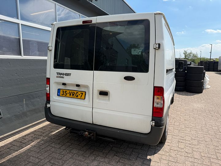 Ford  Transit 260S 2.2 TDCI VAN Cargo BTW – Foto 5