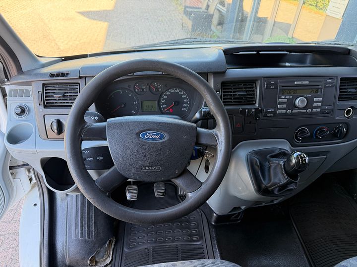 Ford Transit 260S 2.2 TDCI VAN Cargo BTW  – Foto 11