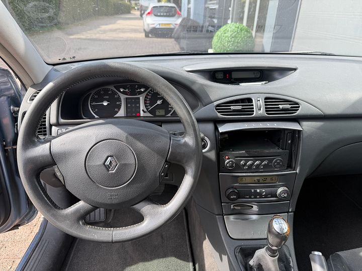 Renault Laguna 2.0-1.6V T turbo Privilege nieuwe APK 17'' lm trekhaak NAP  – Foto 12