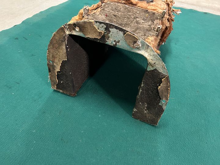 Ferrari 250 GTE PF gearbox tunnel cover shroud – Foto 3