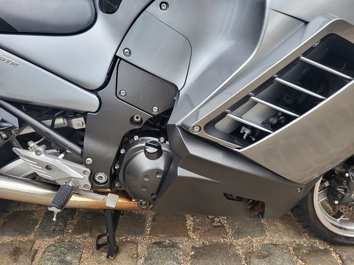 Kawasaki GTR 1400 ABS KEYLESS NL-Motor – Foto 5