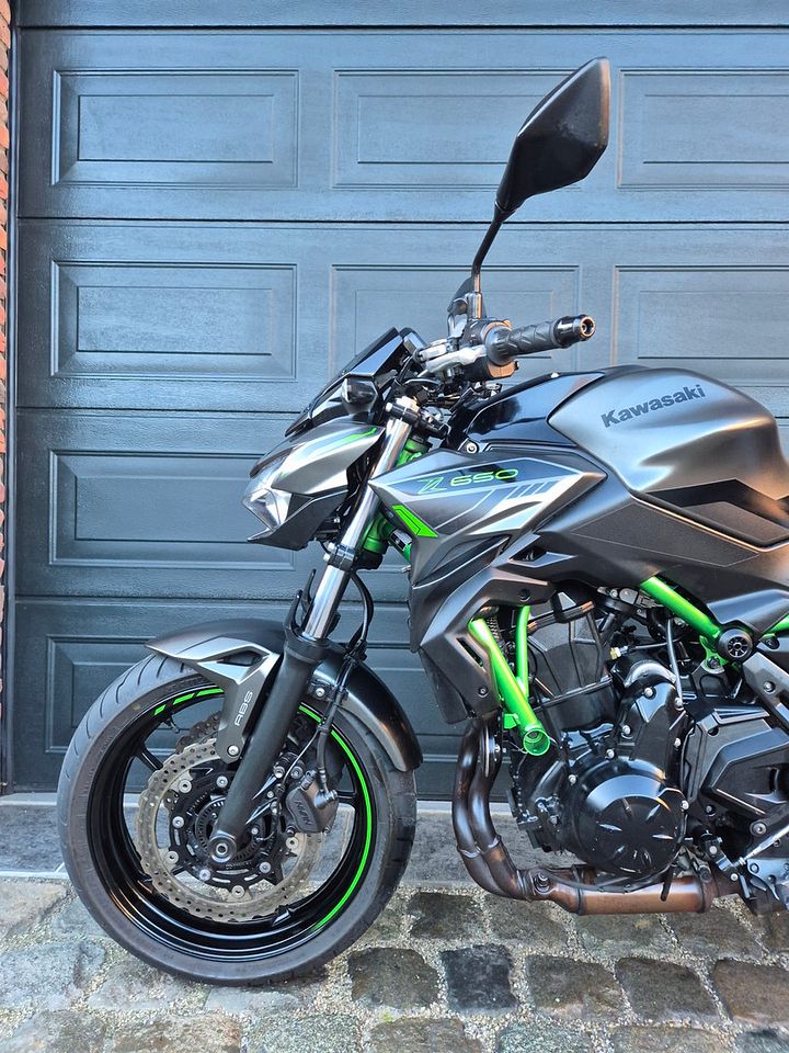 Kawasaki Z650 ABS A2 35kW 1e Eigenaar NL-motor TFT-Display – Foto 9