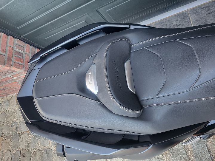 Yamaha X-Max 400 IRON Keyless NL-Motor – Foto 11