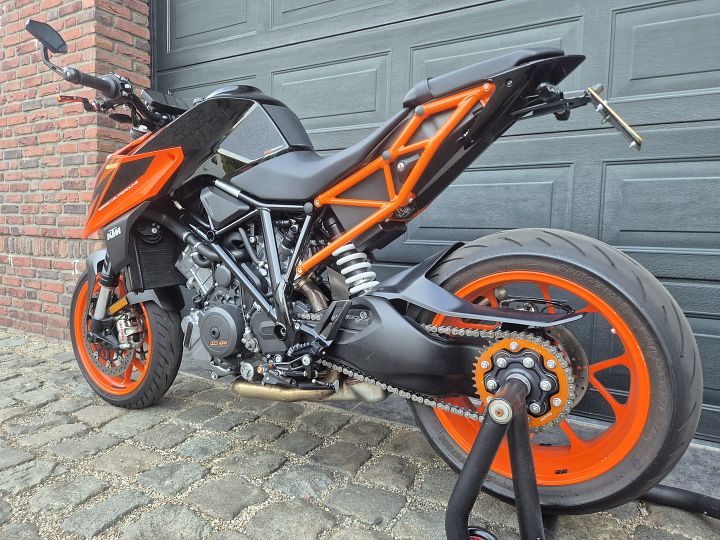 KTM Super Duke Superduke 1290R ABS Quickshifter Vlam Nieuw – Foto 9