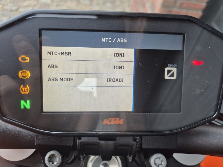 KTM Super Duke Superduke 1290R ABS Quickshifter Vlam Nieuw – Foto 17