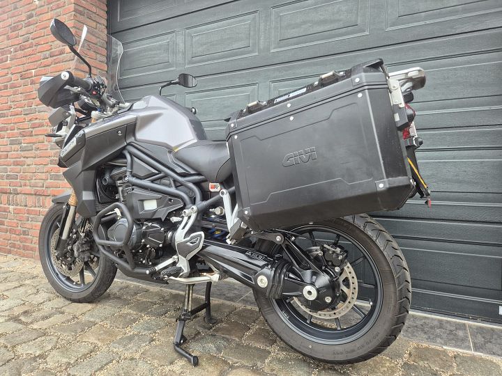 Triumph Tiger 1200 Explorer ABS Koffers Nieuwe voorband – Foto 10