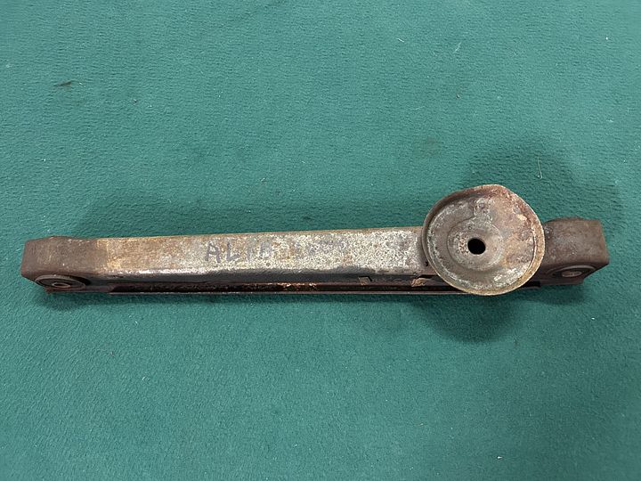 Alfa Romeo 105 serie achteras draaimomentarm