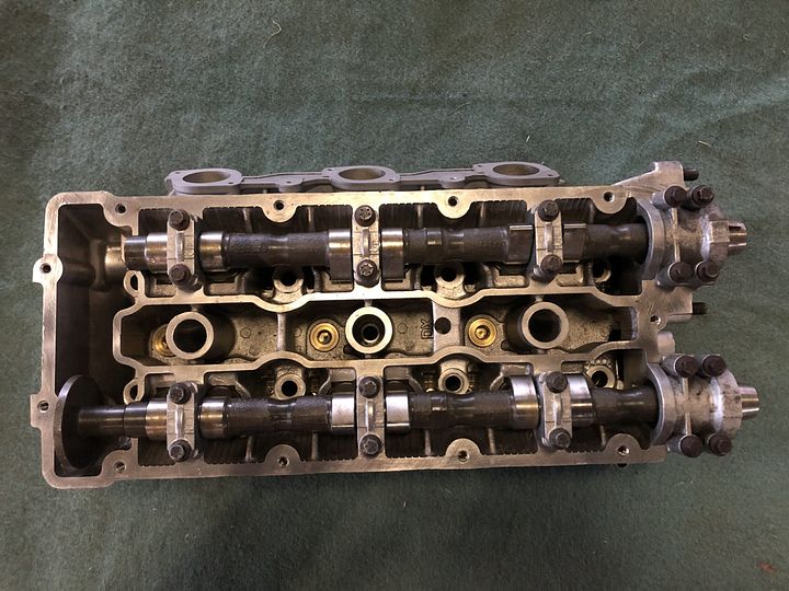 Alfa Romeo 166 2.5L cilinderkop