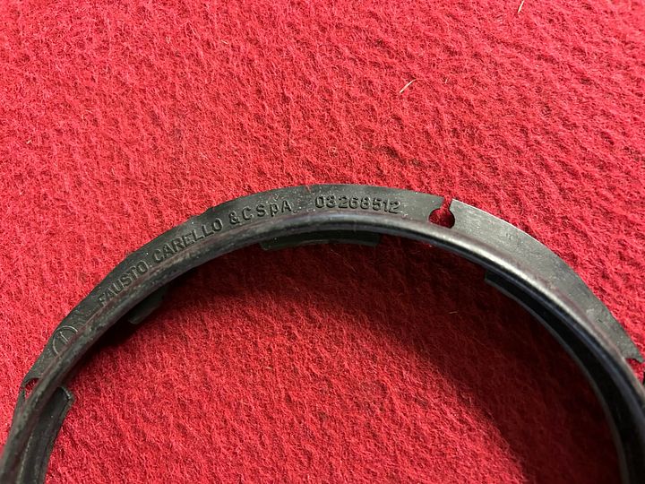 Alfa Romeo 1750-2000 koplamp rubberen afdichting – Foto 3