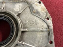 Alfa Romeo 2000 voorste carterdeksel met zijdelingse oliepomp – Foto 3