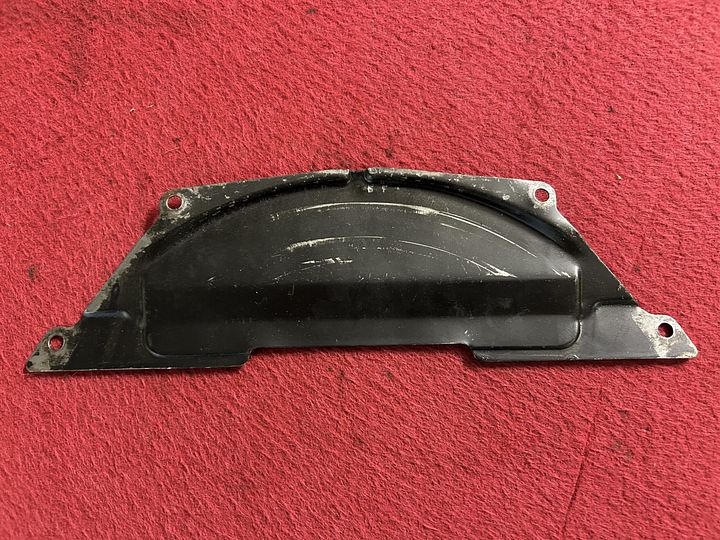 Alfa Romeo 75 V6 onderste stofplaat koppelingshuis – Foto 2
