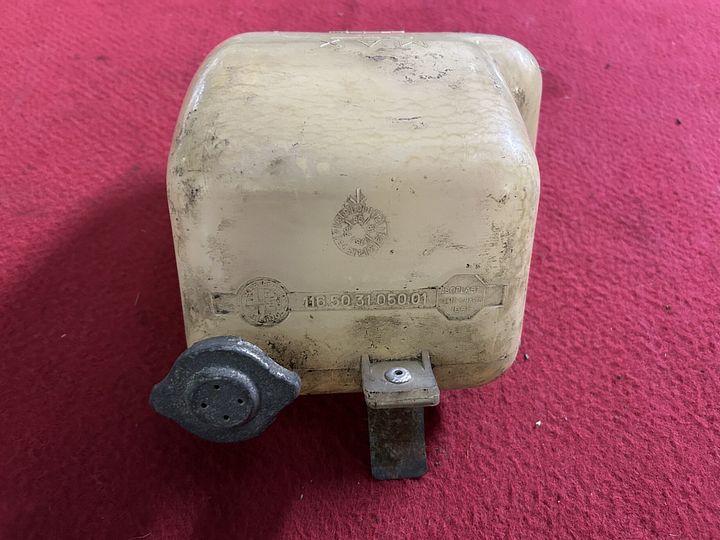 Alfa Romeo Alfetta / Giulietta koelvloeistofreservoir