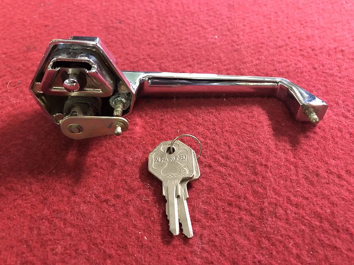 Alfa Romeo Alfetta deurgreep – Foto 2