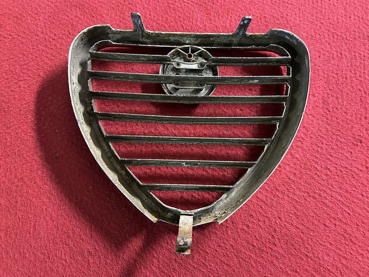 Alfa Romeo Berlina 2000 middengrille – Foto 2