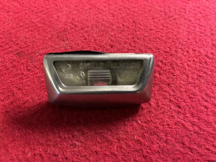 Alfa Romeo Giulia / 1750 / 1300 / 1600 kentekenverlichting