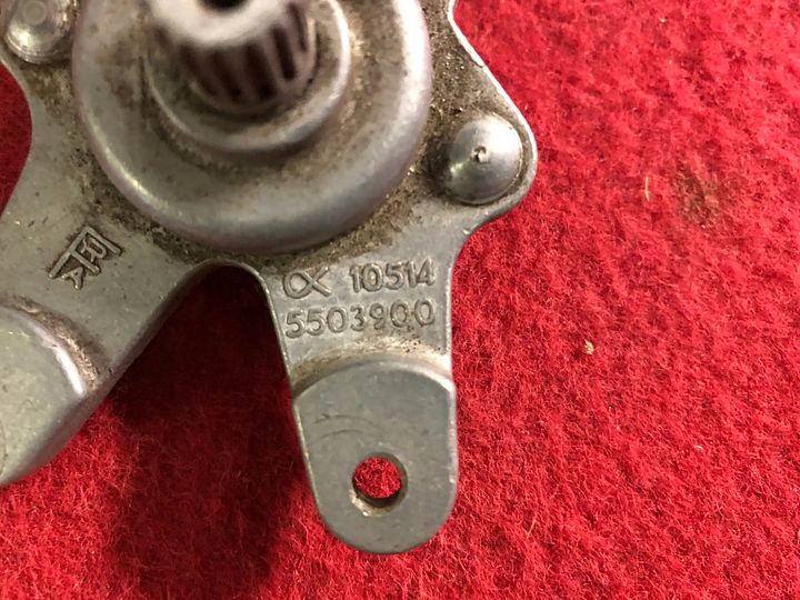 Alfa Romeo Giulia GT Berlina ventilatieraam mechanisme – Foto 4
