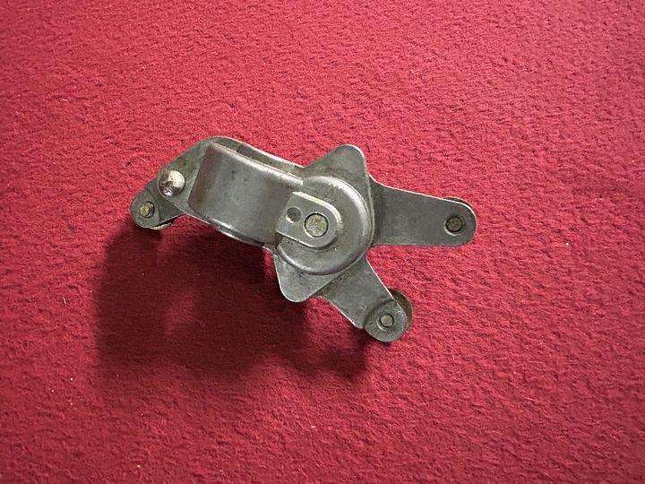Alfa Romeo Giulia GT Berlina ventilatieraam mechanisme – Foto 2