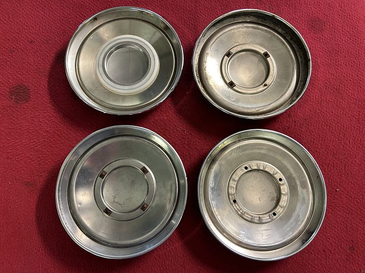 Alfa Romeo Giulia Spider Duetto set wieldoppen – Foto 2