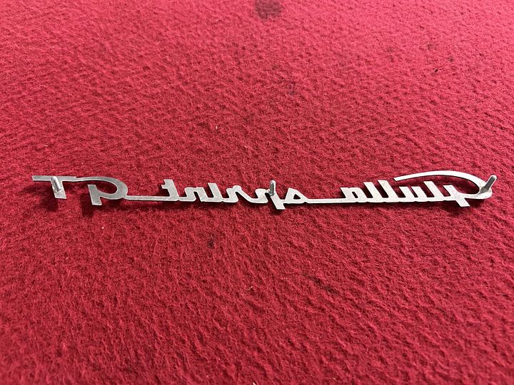 Alfa Romeo ”Giulia sprint GT” embleem – Foto 2