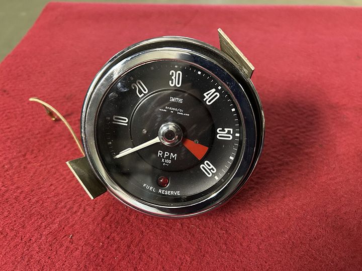 Aston Martin DB4 toerenteller