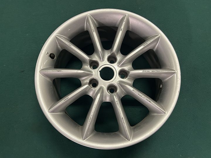 Aston Martin DB7 velg