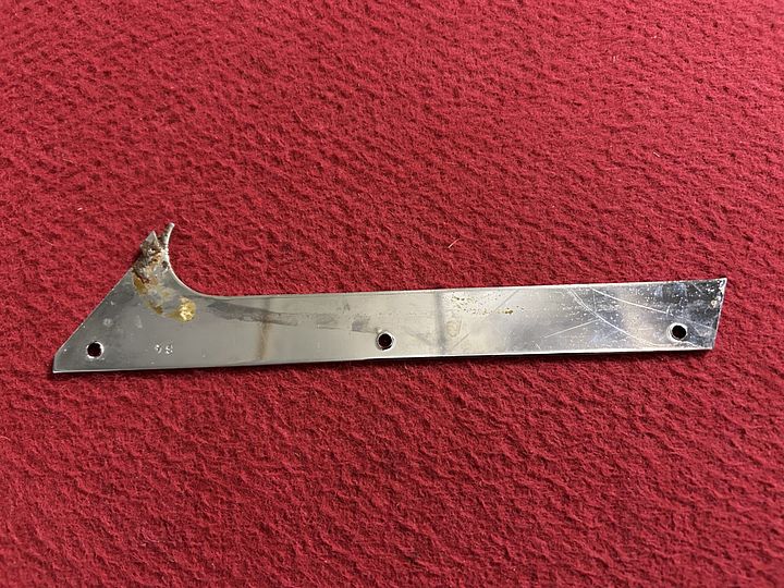 Ferrari 250 GTE zijruit achter passagierszijde – Foto 2