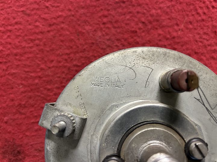 Ferrari 275, 330 en 365 toerenteller – Foto 3