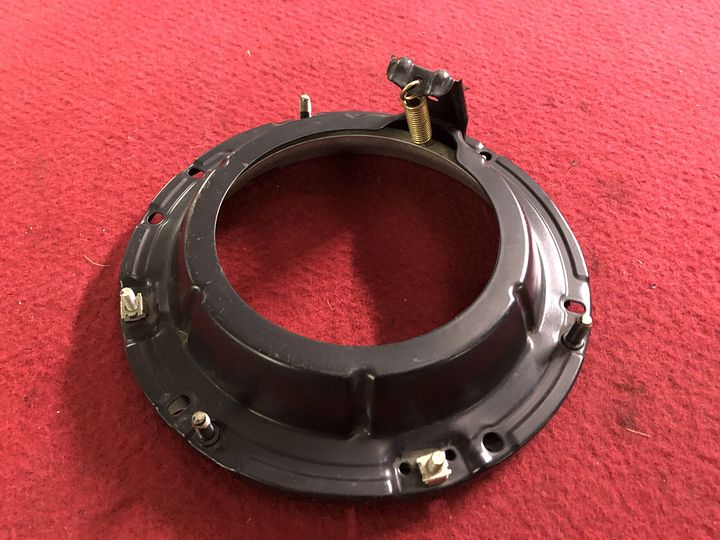 Ferrari 308 USA headlight mounting ring – Photo 2
