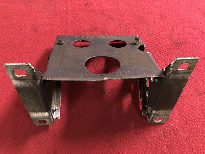 Ferrari 328 GTS steering column mounting plate – Photo 2