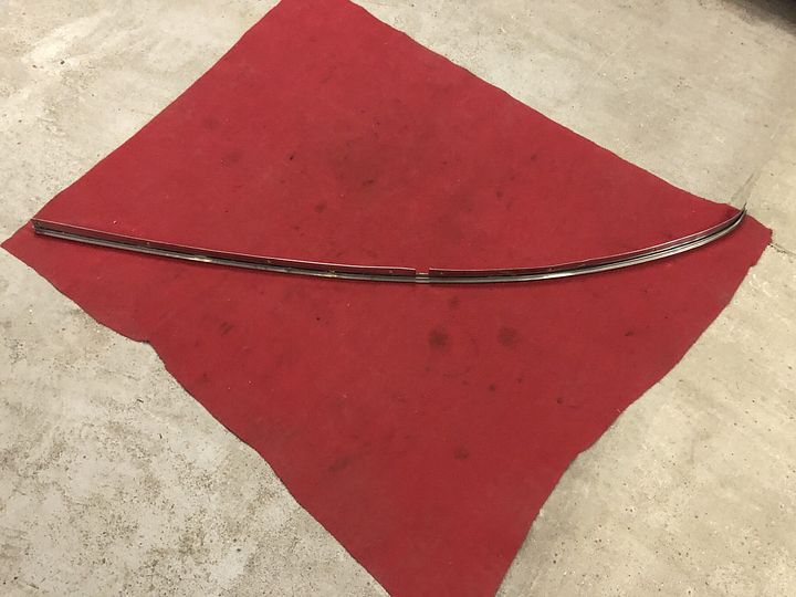Ferrari 330 GT 2+2 dakstrip – Foto 2