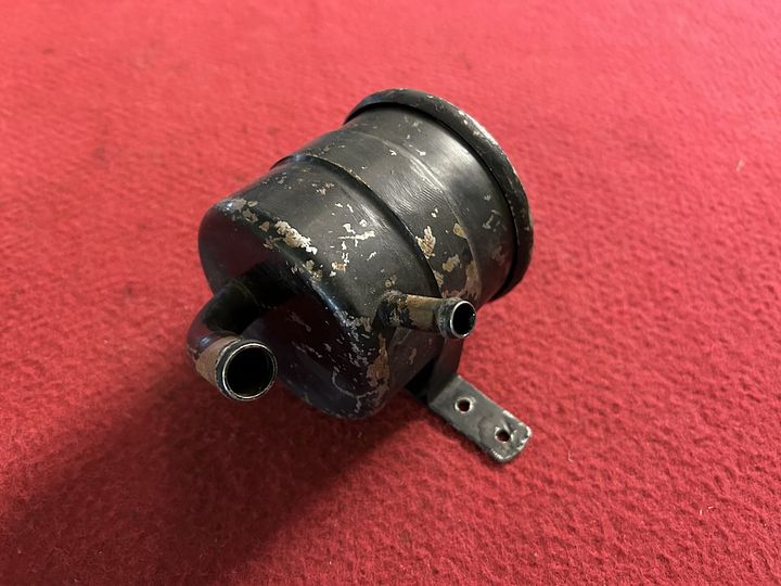 Ferrari 365 stuurbekrachtiging reservoir – Foto 2
