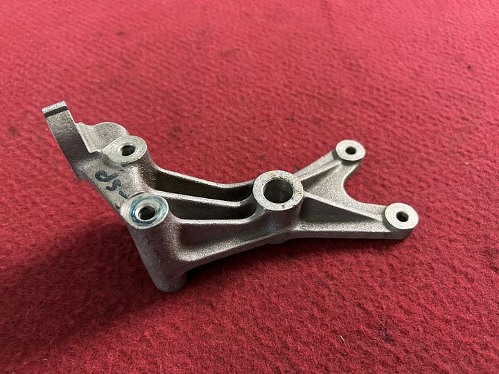 Ferrari 400 gaskabelsteun