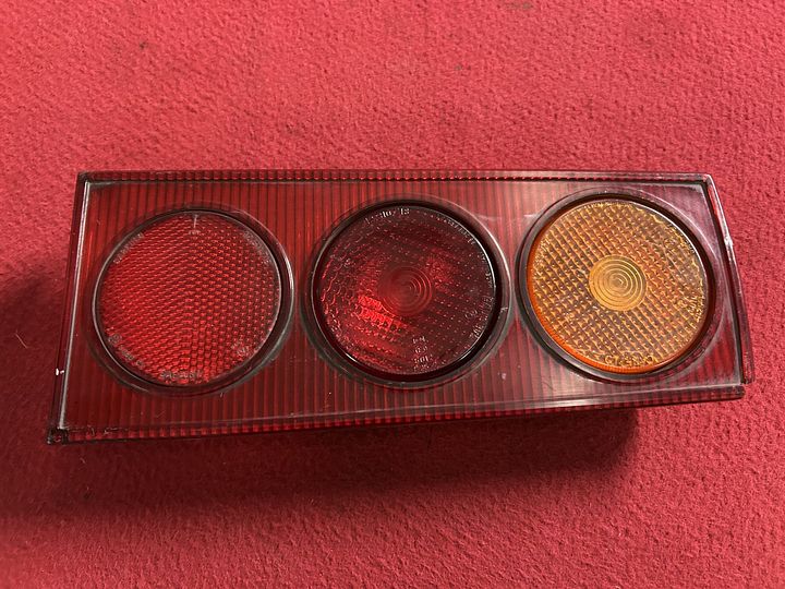 Ferrari Dino 308 GT4 achterlichtglas