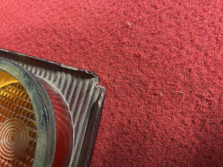 Ferrari Dino 308 GT4 achterlichtglas – Foto 4