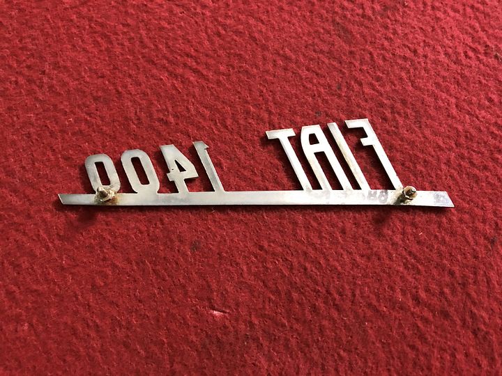 Fiat 1400” kofferbakembleem – Foto 2