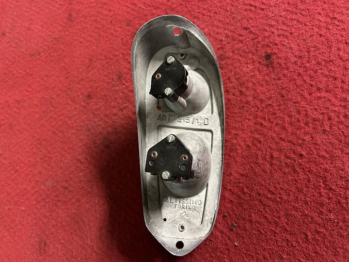 Fiat 600 achterlichteenheid – Foto 2