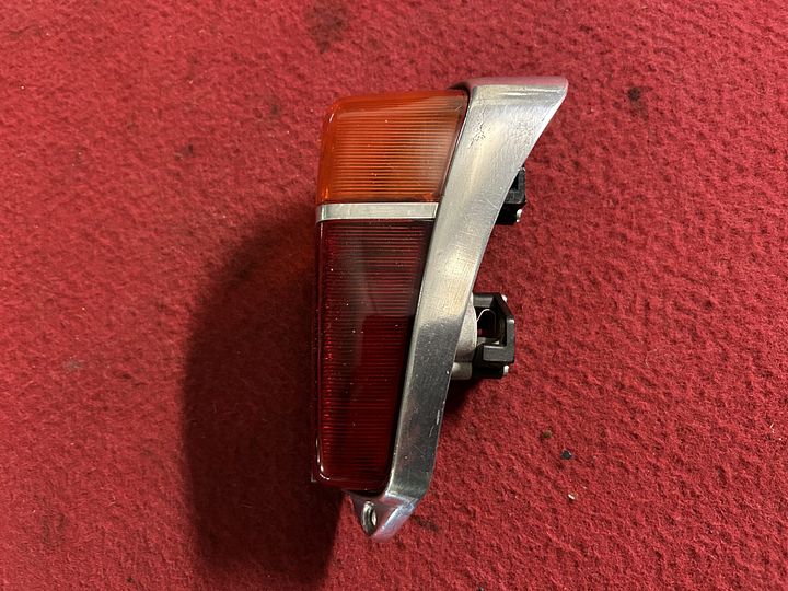 Fiat 600 achterlichteenheid – Foto 3