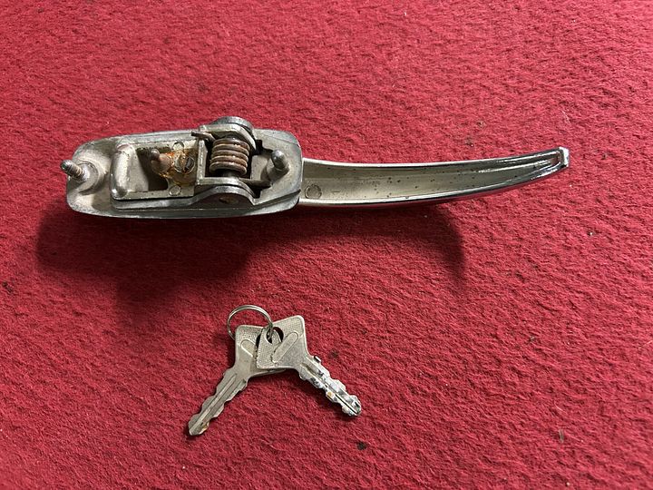 Fiat 850 1e serie deurgreep – Foto 3