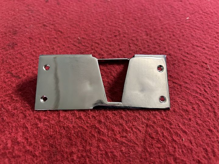 Jaguar XK120 / XK140 sierplaat slotplaat