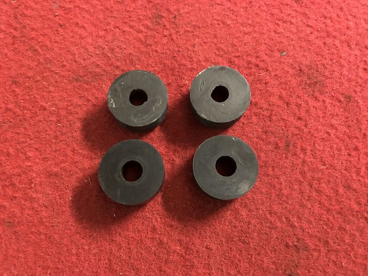 Lancia Aurelia B20 GT rubber steunset radiator – Foto 2