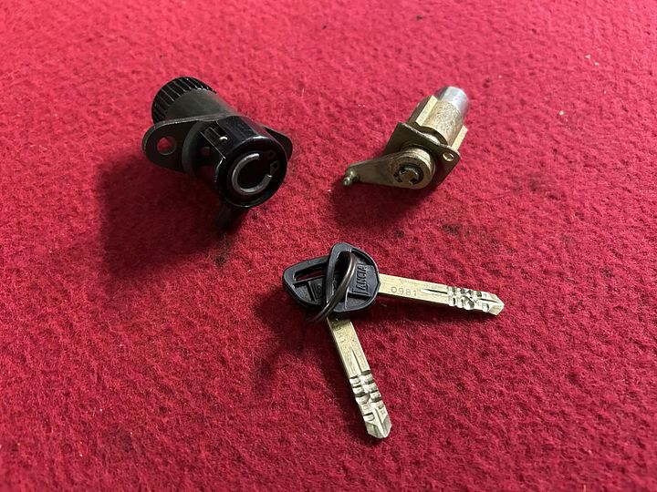 Lancia Beta 2 sloten, 2 sleutels – Foto 2