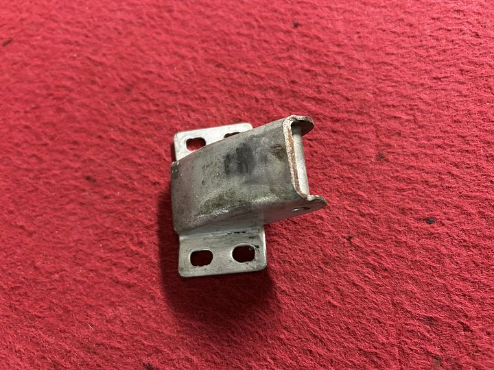 Lancia Flavia Coupe achterklep haaksluiting