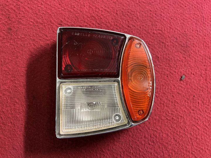 Lancia Flavia Sport Zagato 1e serie achterlichtunit