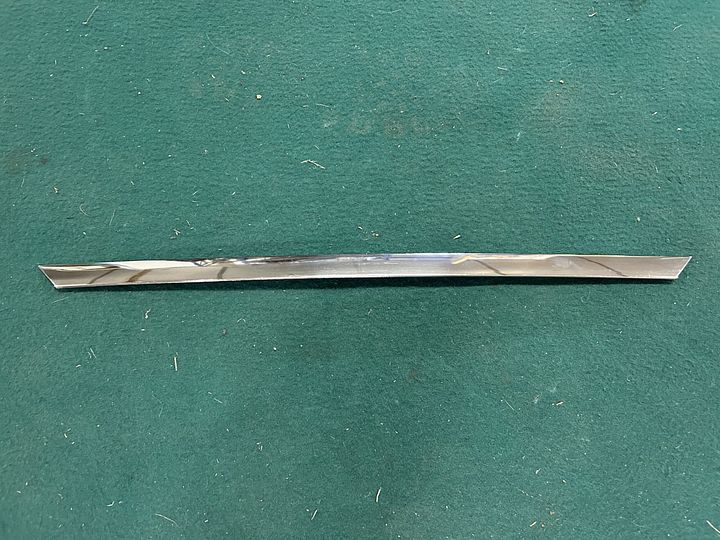 Lancia Flavia Sport Zagato ventilatieraam sierlijst