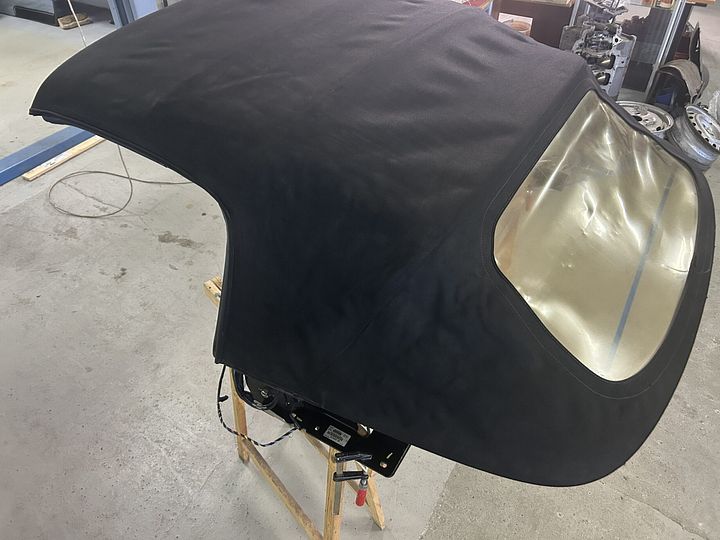 Maserati 4200 GT Spider softtop met hydraulisch systeem – Foto 3