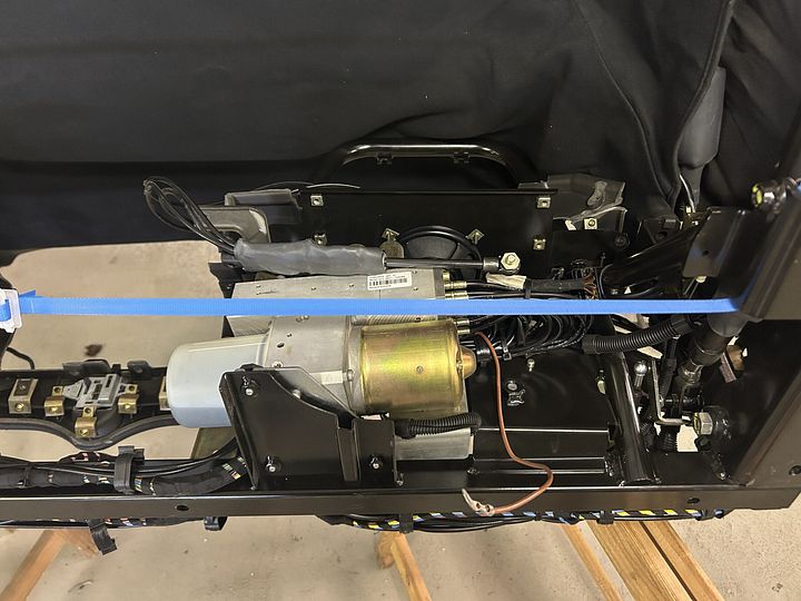 Maserati 4200 GT Spider softtop met hydraulisch systeem – Foto 7