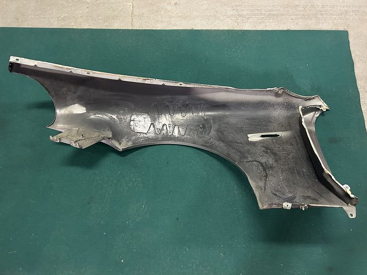 Maserati 4200 spatbord voor – Foto 2