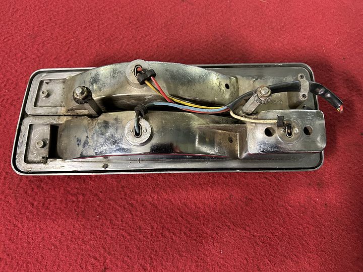 Maserati Bora achterlichteenheid rechts – Foto 2
